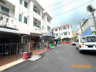 For sale 1 bed townhouse in Bueng Kum, Bangkok