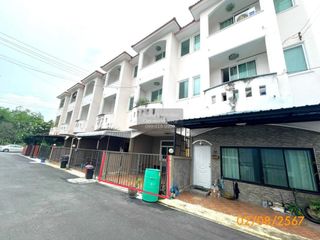 For sale 1 bed townhouse in Bueng Kum, Bangkok