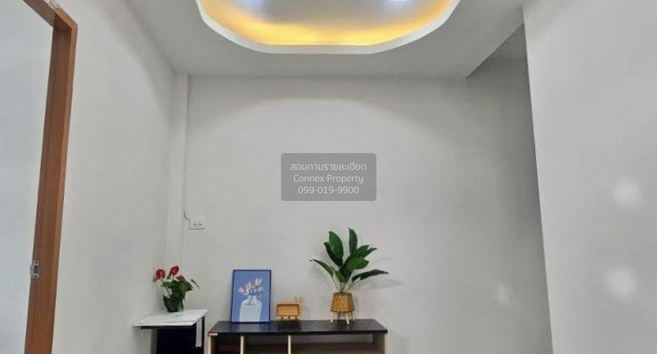 Reihenhaus zum Kauf mit 2 Zimmer in Nong Chok, Bangkok