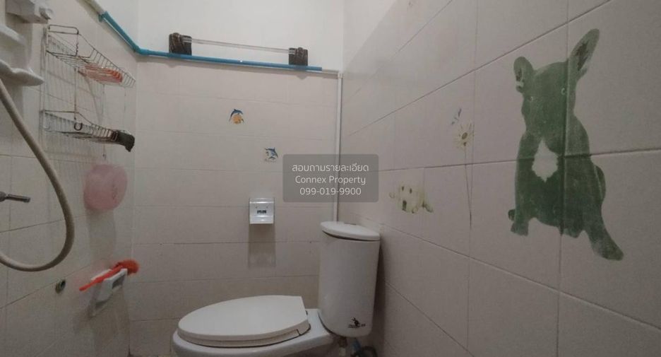 À vendre 2 chambres maison de ville à Bang Sao Thong, Samut Prakan