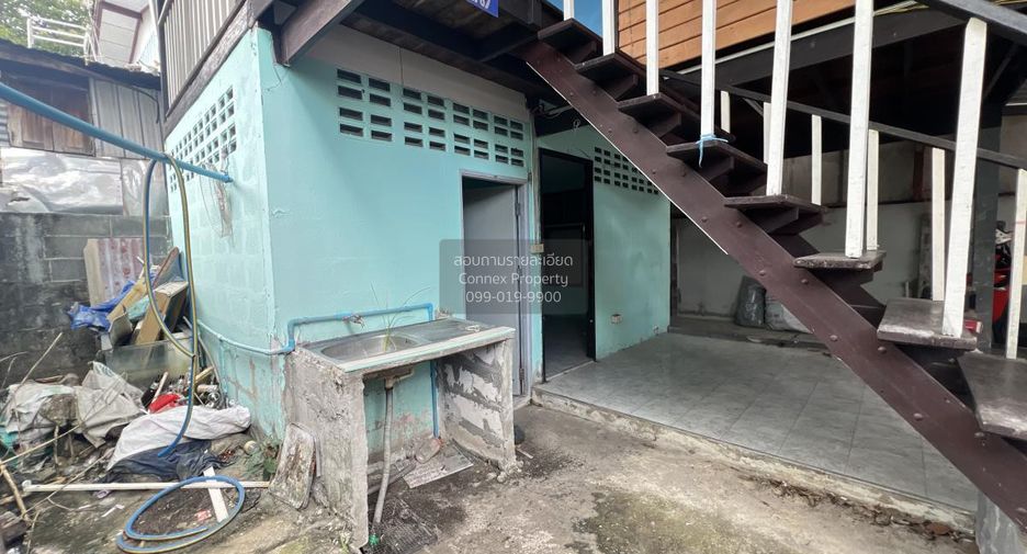 For sale 3 bedrooms house in Bangkok Noi, Bangkok