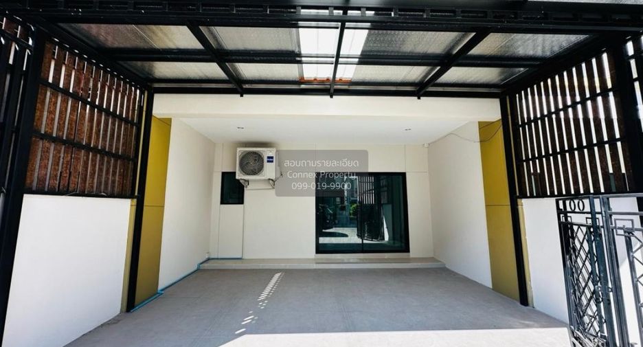 For sale 3 bedrooms townhouse in Thanyaburi, Pathum Thani