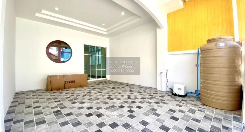 For sale 3 bedrooms townhouse in Lam Luk Ka, Pathum Thani