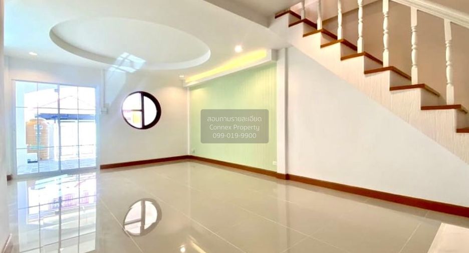 For sale 3 bedrooms townhouse in Lam Luk Ka, Pathum Thani