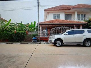 À vendre 4 chambres maison à Sam Khok, Pathum Thani