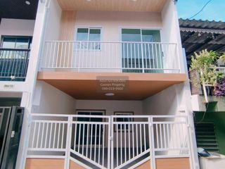 Reihenhaus zum Kauf mit 3 Zimmer in Phra Pradaeng, Samut Prakan