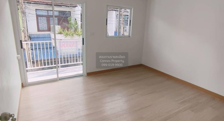 Reihenhaus zum Kauf mit 3 Zimmer in Phra Pradaeng, Samut Prakan