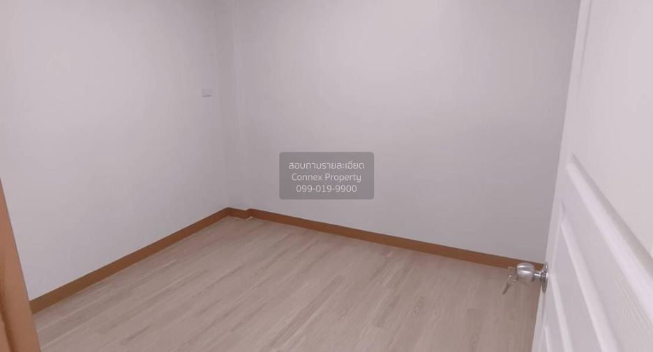 Reihenhaus zum Kauf mit 3 Zimmer in Phra Pradaeng, Samut Prakan