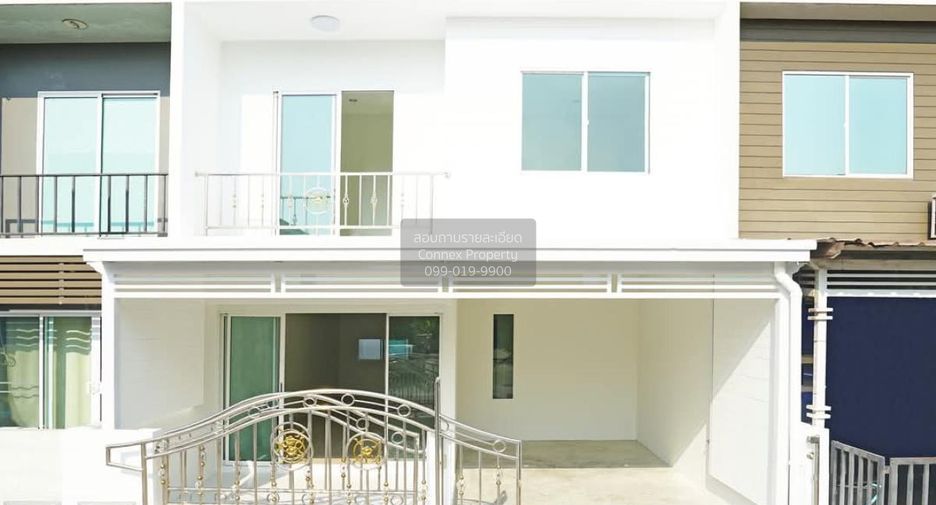 For sale 3 bedrooms townhouse in Sai Noi, Nonthaburi