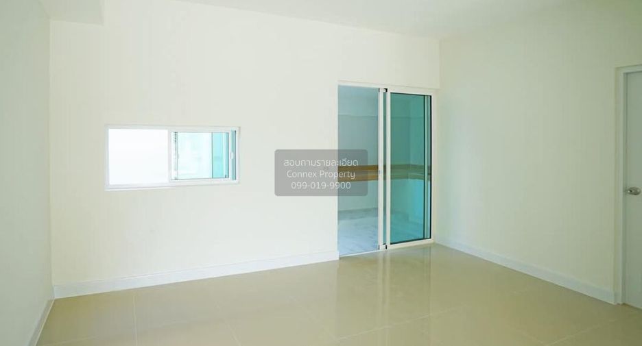 For sale 3 bedrooms townhouse in Sai Noi, Nonthaburi