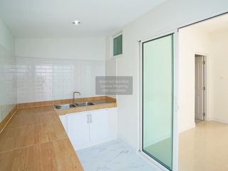 For sale 3 bedrooms townhouse in Sai Noi, Nonthaburi