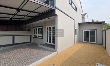 For sale 4 bedrooms townhouse in Bang Bua Thong, Nonthaburi