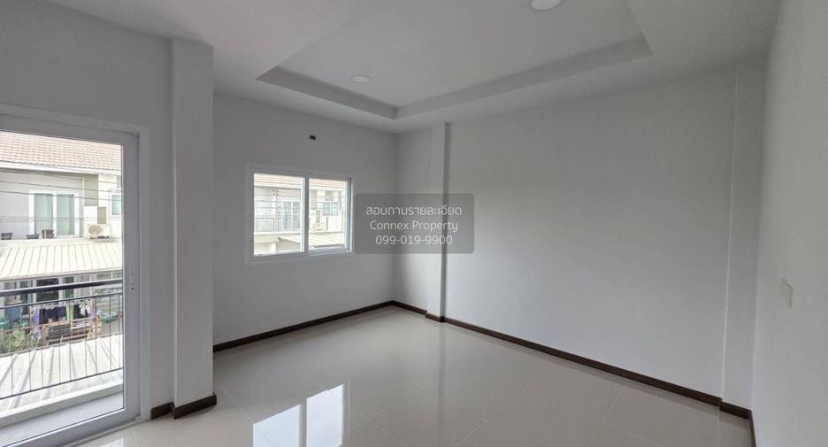 For sale 4 bedrooms townhouse in Bang Bua Thong, Nonthaburi