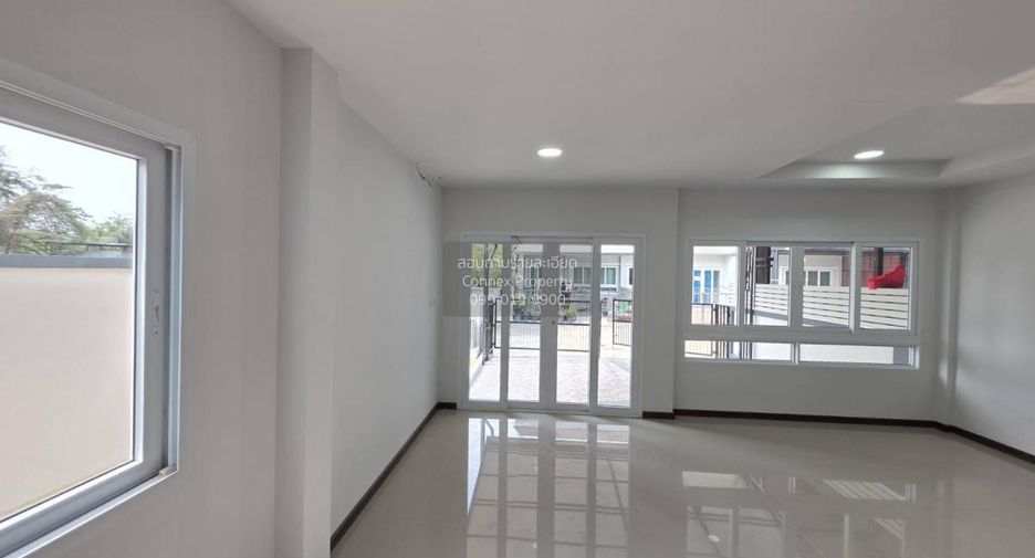 For sale 4 bedrooms townhouse in Bang Bua Thong, Nonthaburi