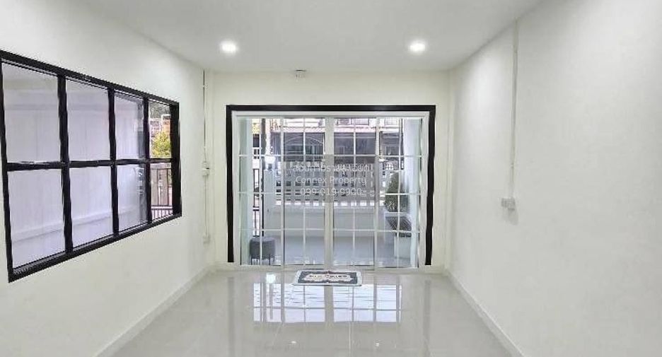 For sale 4 bedrooms townhouse in Bang Bua Thong, Nonthaburi