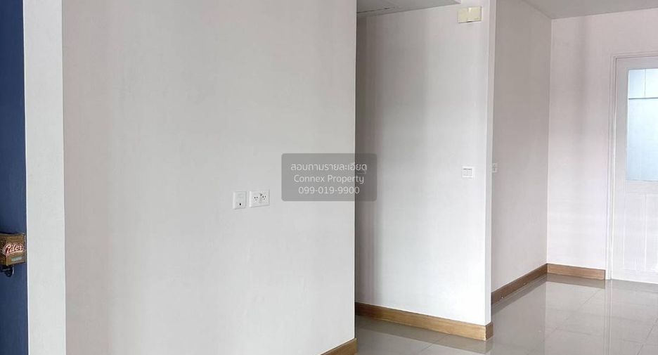 Продажа 3 спальни таунхаус в Bang Kruai, Нонтабури