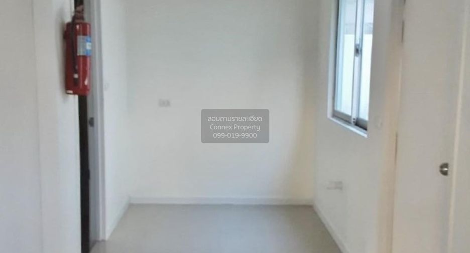 For sale 2 bedrooms townhouse in Sai Noi, Nonthaburi