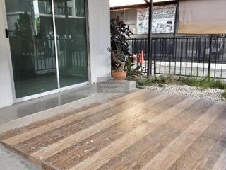 For sale 2 bedrooms townhouse in Sai Noi, Nonthaburi