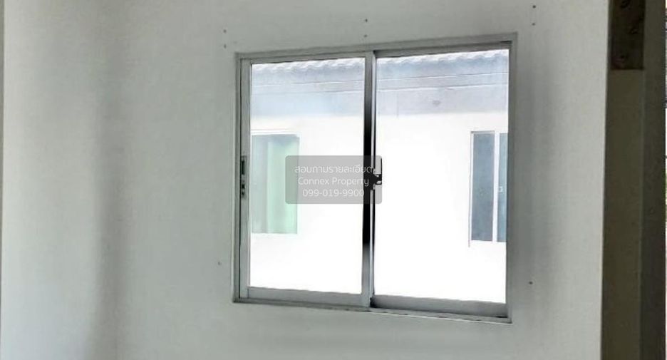For sale 2 bedrooms townhouse in Sai Noi, Nonthaburi