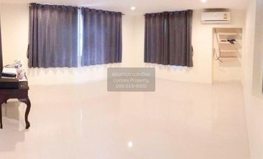 For sale 4 bedrooms house in Phasi Charoen, Bangkok