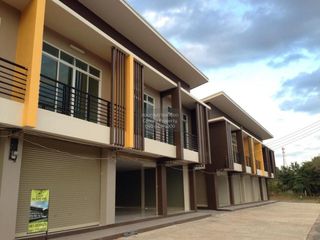 Local comercial en venta de 2 habitaciones en Phu Kradueng, Loei