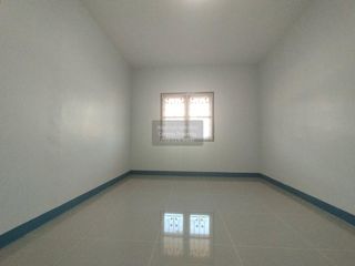 For sale 3 bedrooms townhouse in Mueang Chachoengsao, Chachoengsao