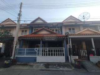 For sale 3 bedrooms townhouse in Mueang Chachoengsao, Chachoengsao