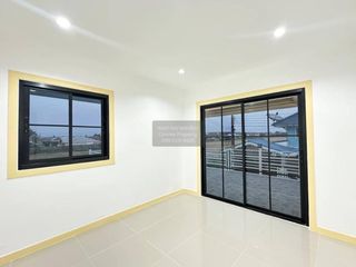 For sale 5 bedrooms townhouse in Bang Bua Thong, Nonthaburi