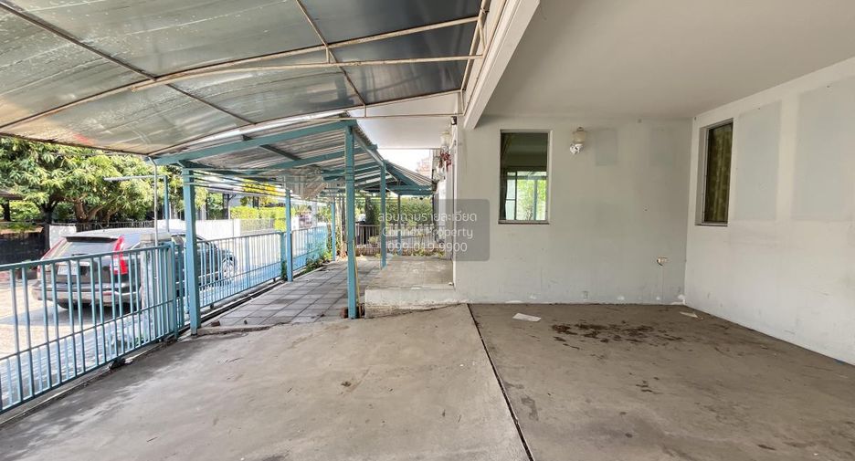 For sale 3 bedrooms house in Bang Phli, Samut Prakan