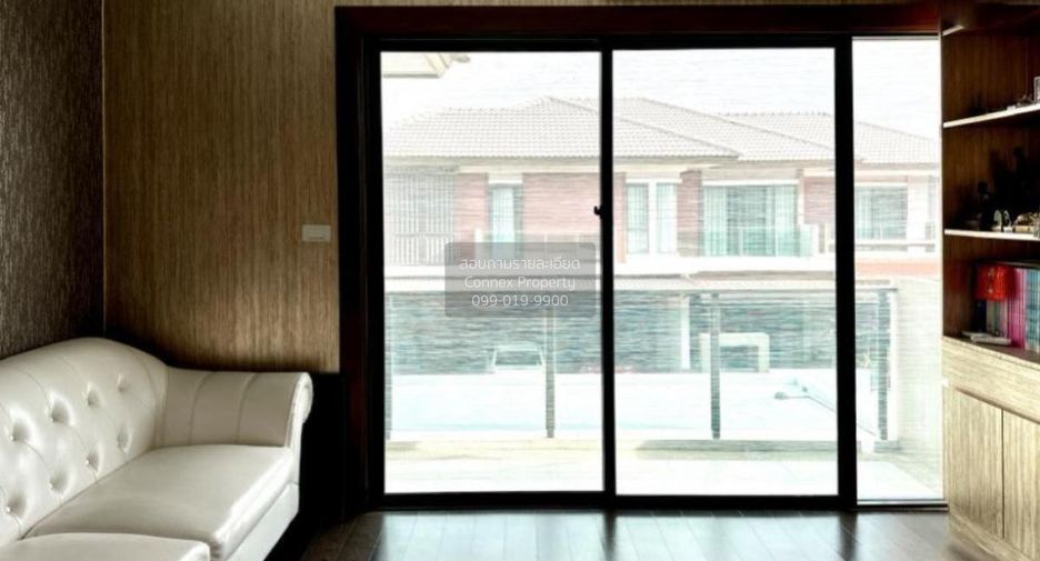 For sale 5 bedrooms house in Pak Kret, Nonthaburi