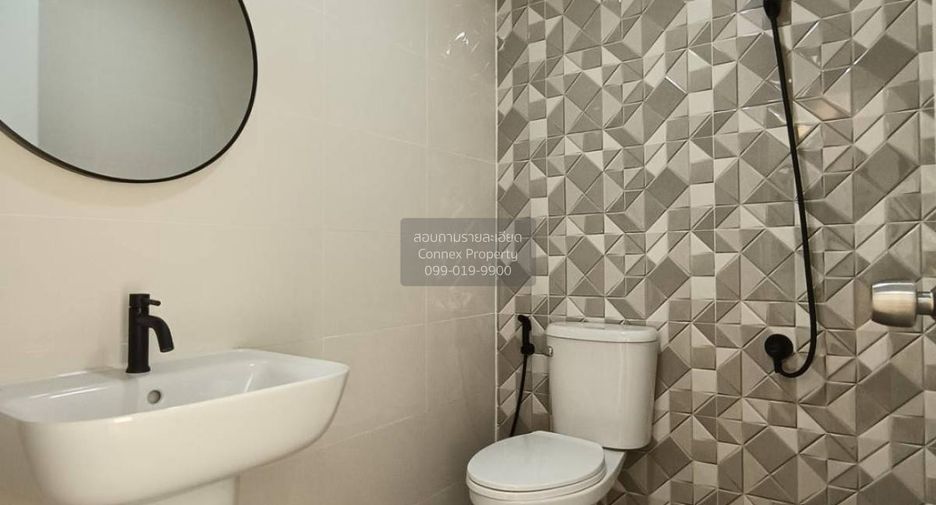 For sale 3 bedrooms townhouse in Khlong Luang, Pathum Thani