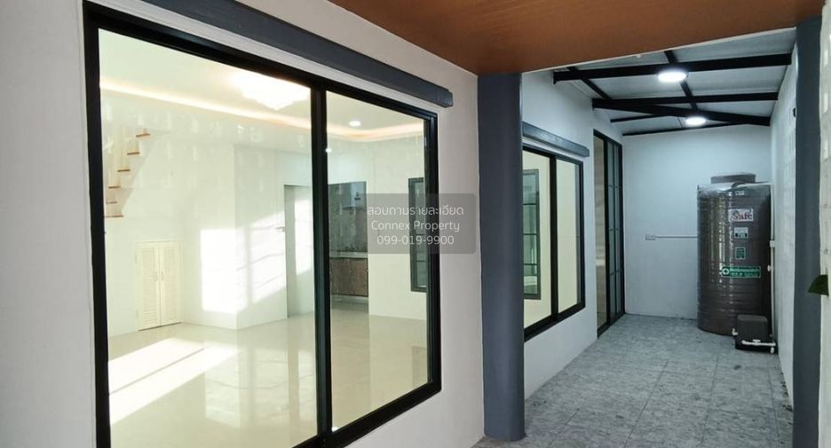 For sale 3 bedrooms townhouse in Khlong Luang, Pathum Thani