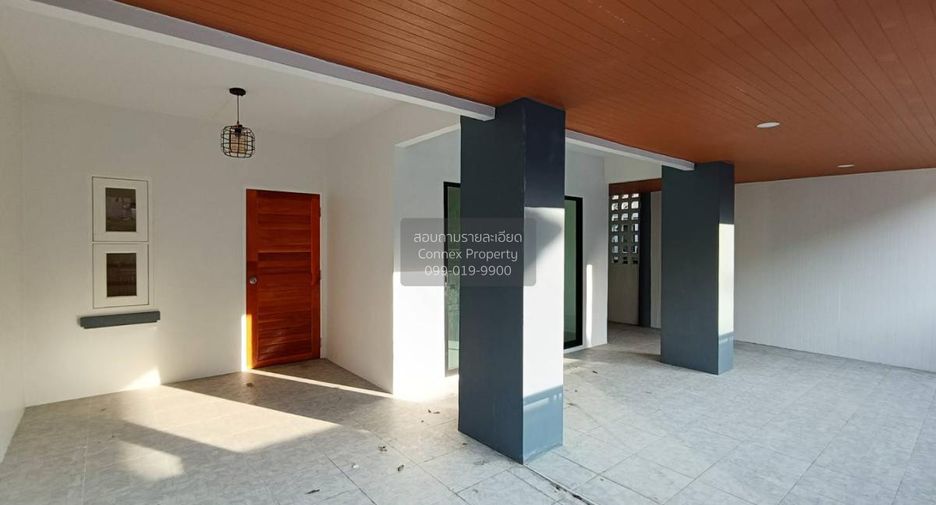 For sale 3 bedrooms townhouse in Khlong Luang, Pathum Thani