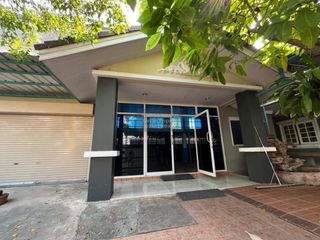 Casa en venta de 4 habitaciones en Mueang Pathum Thani, Pathum Thani