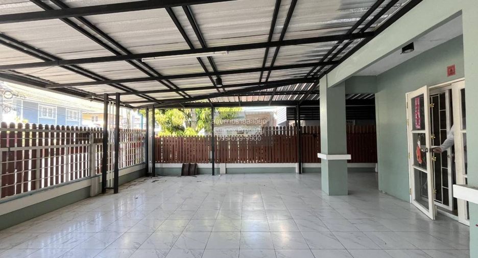 For sale 3 bedrooms townhouse in Bang Bua Thong, Nonthaburi