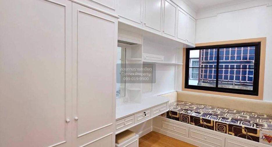 For sale 2 bedrooms townhouse in Bang Bua Thong, Nonthaburi