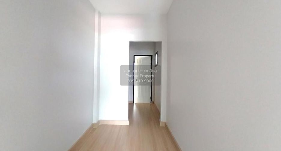 For sale 4 bedrooms townhouse in Bueng Kum, Bangkok