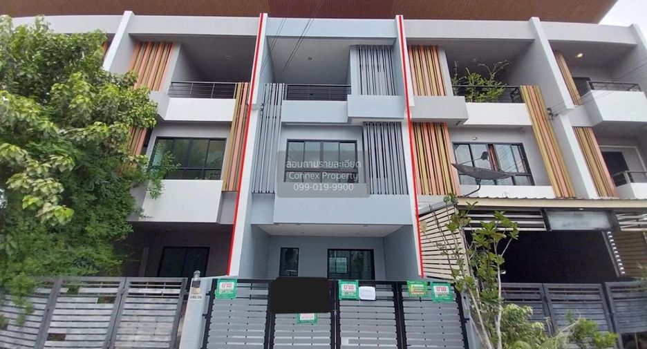 For sale 4 bedrooms townhouse in Bueng Kum, Bangkok