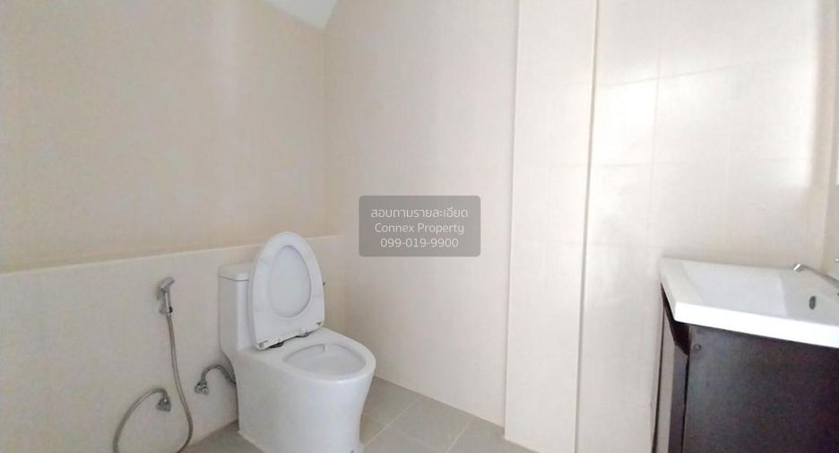 For sale 4 bedrooms townhouse in Bueng Kum, Bangkok