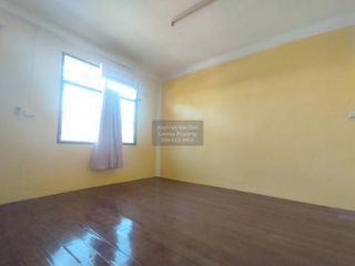 For sale 2 bedrooms townhouse in Mueang Samut Prakan, Samut Prakan