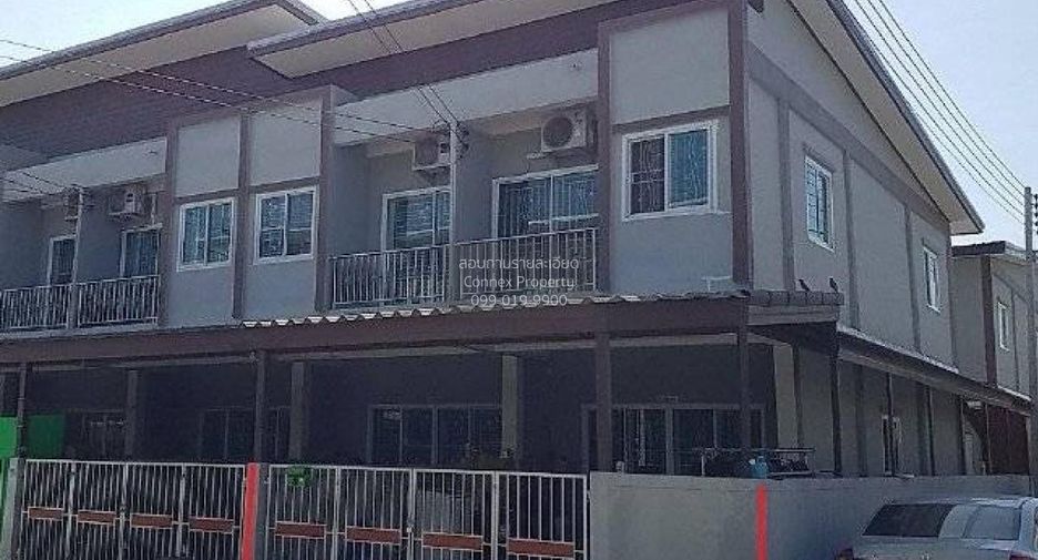 Casa adosada en venta de 2 habitaciones en Mueang Chon Buri, Chonburi