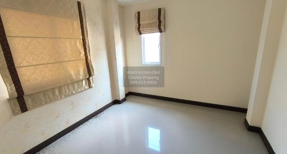 For sale 3 bedrooms house in Khlong Luang, Pathum Thani