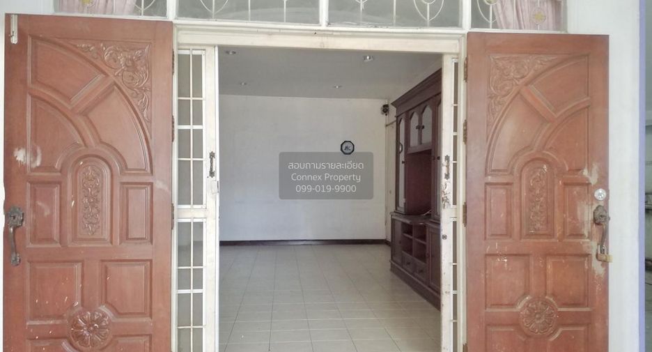 For sale 6 bedrooms house in Mueang Samut Prakan, Samut Prakan