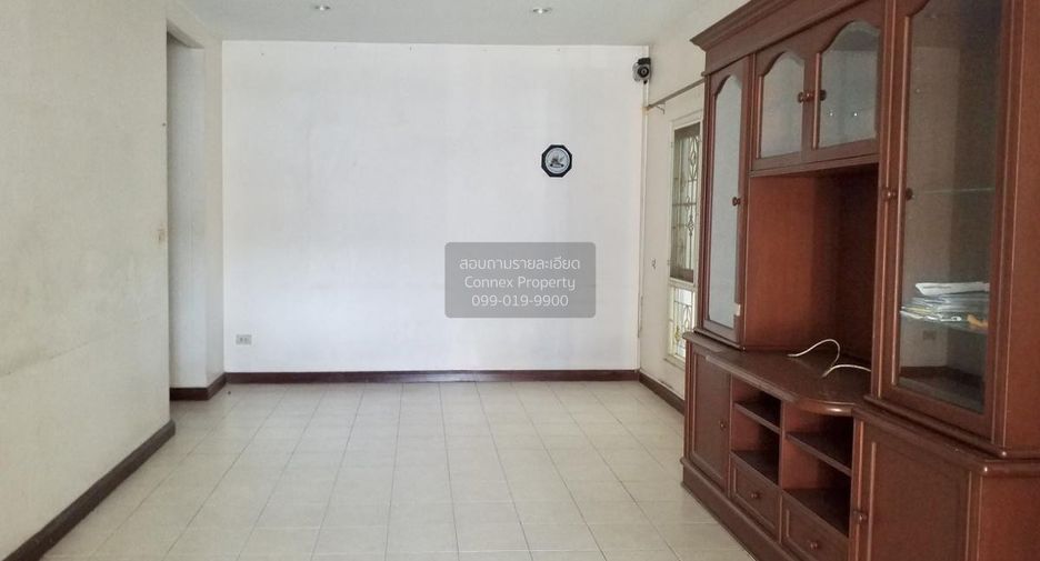 For sale 6 bedrooms house in Mueang Samut Prakan, Samut Prakan