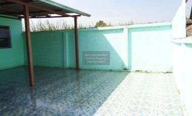 Casa adosada en venta de 2 habitaciones en Thanyaburi, Pathum Thani