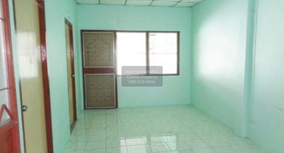 Casa adosada en venta de 2 habitaciones en Thanyaburi, Pathum Thani