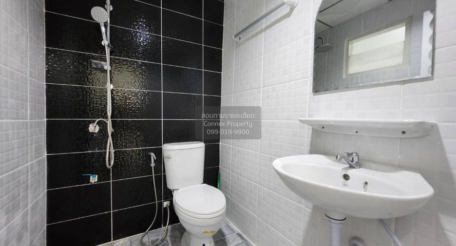 For sale 4 bedrooms townhouse in Bang Bua Thong, Nonthaburi