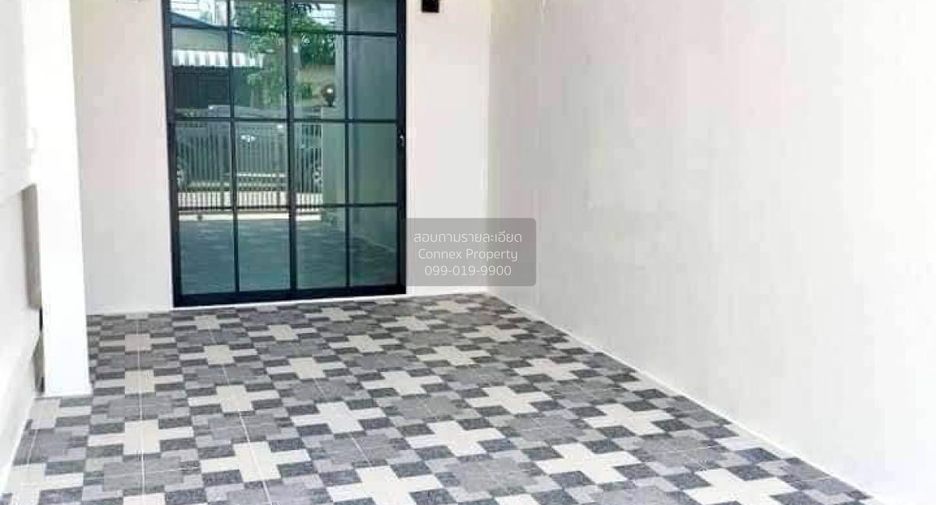 For sale 2 bedrooms townhouse in Lam Luk Ka, Pathum Thani