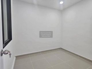 For sale 3 bedrooms townhouse in Thanyaburi, Pathum Thani