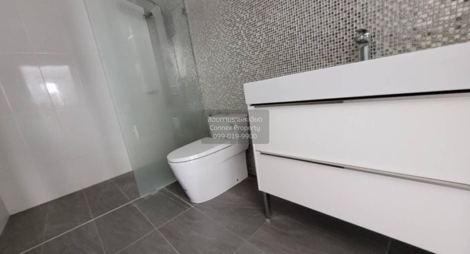 À vendre 3 chambres maison à Mueang Chon Buri, Chonburi